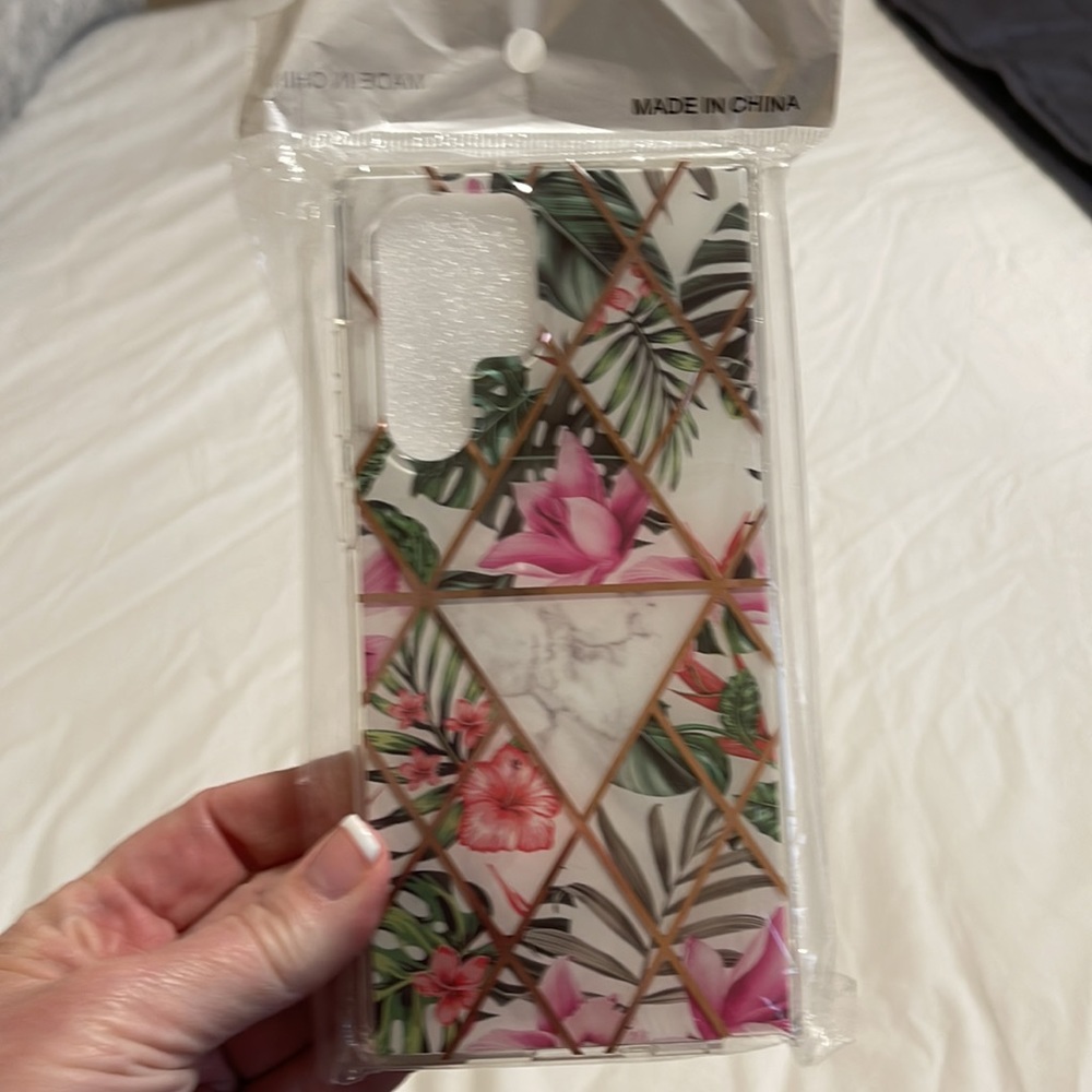 145.  New in package-Samsung Galaxy Ultra Phone Case - Picture 5 of 8